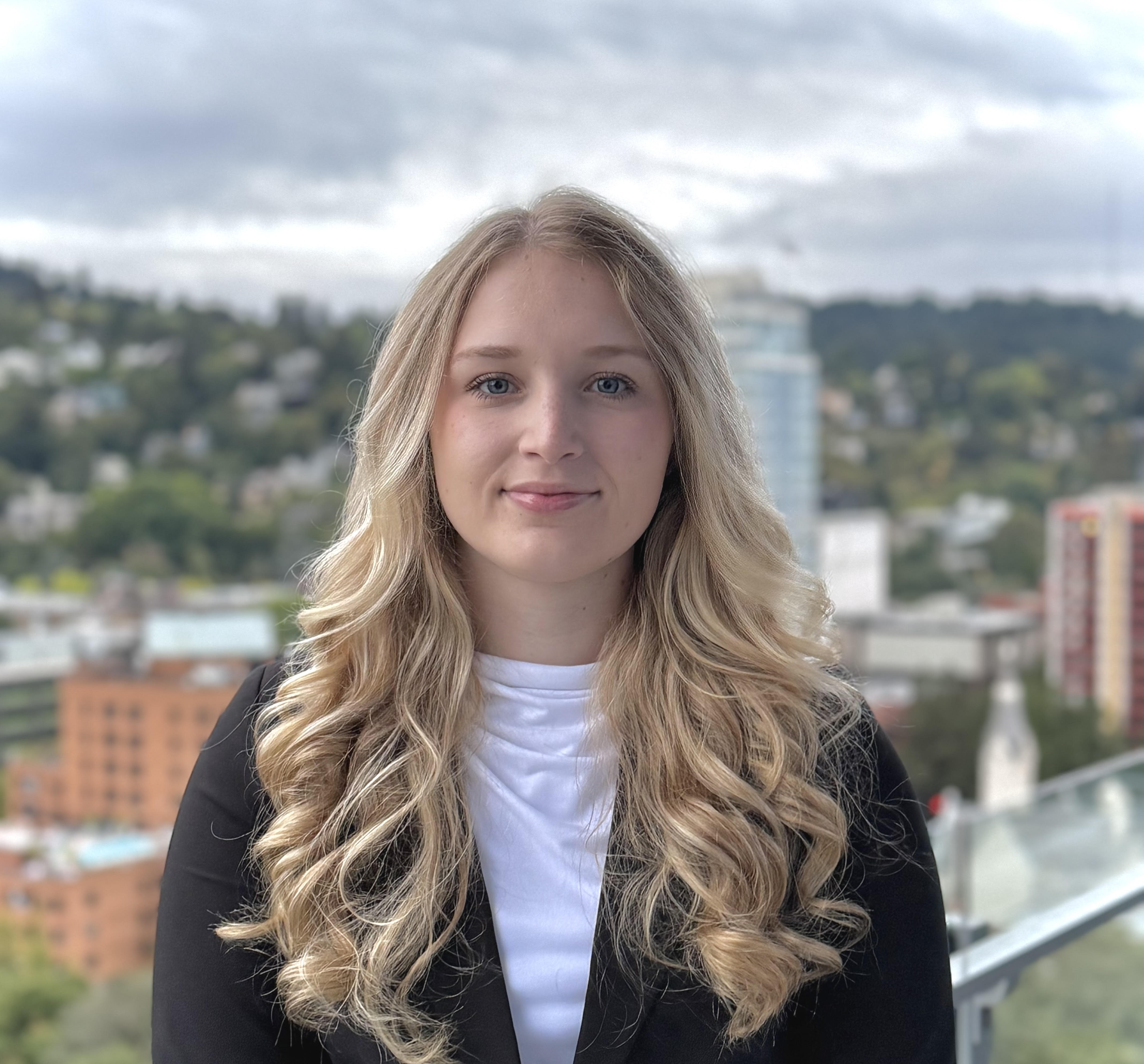 Sydney Hernandez, Law Clerk